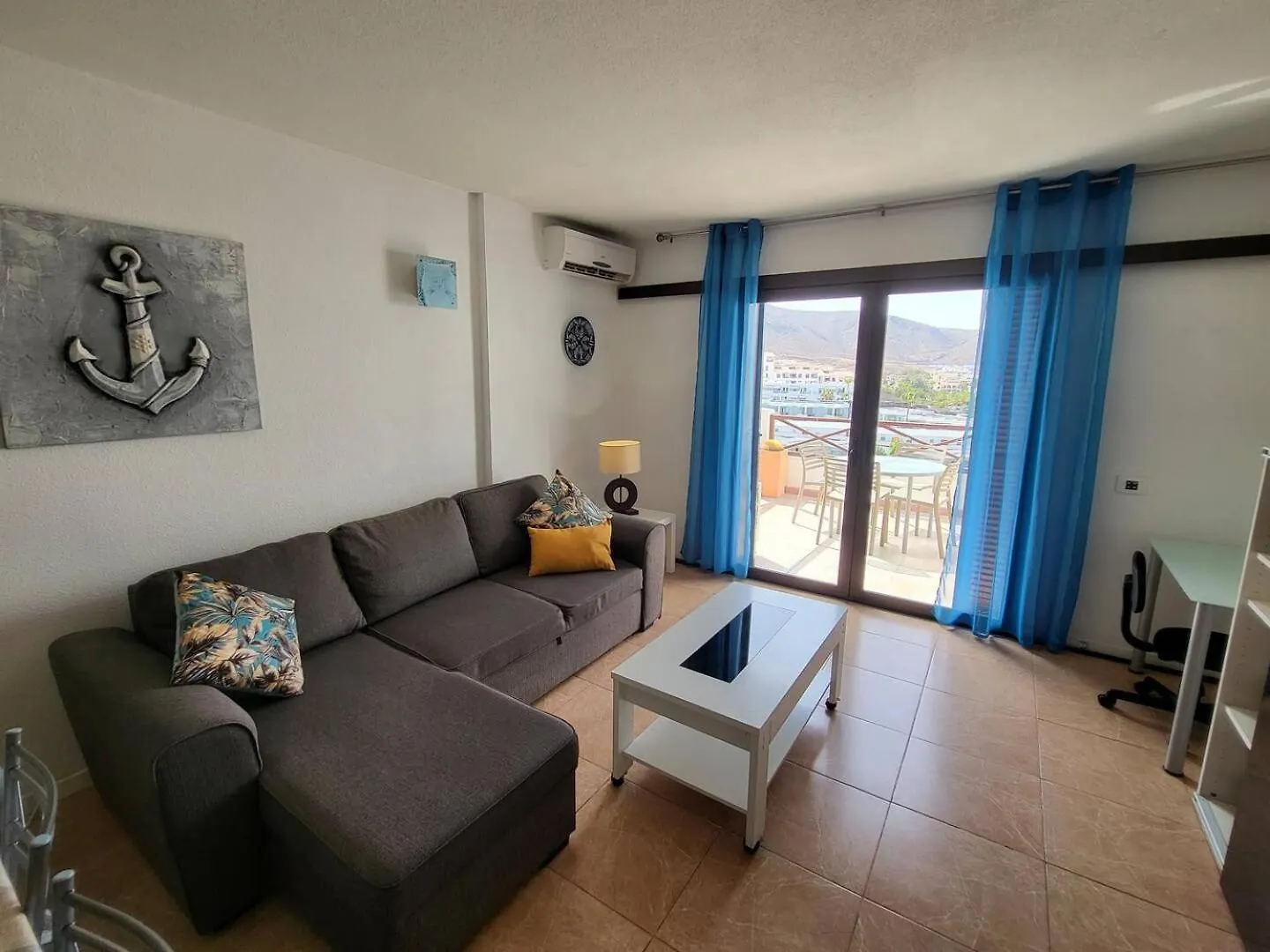 San Marino 24 - One Bed Apartment Los Cristianos
