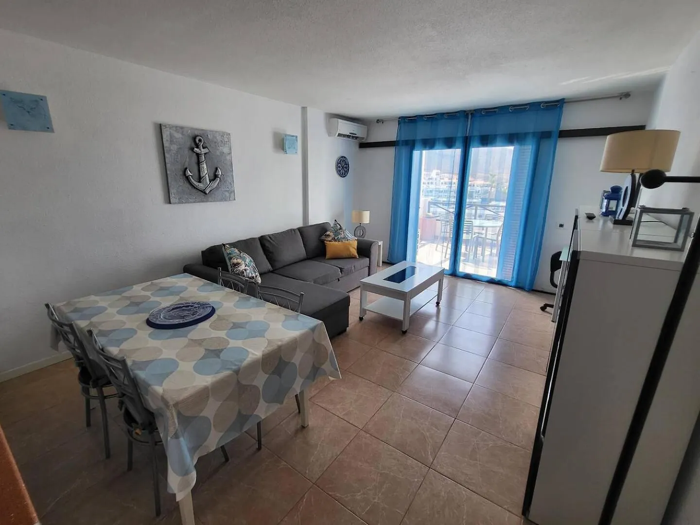 San Marino 24 - One Bed Apartment Los Cristianos  0*, Los Cristianos (Tenerife)